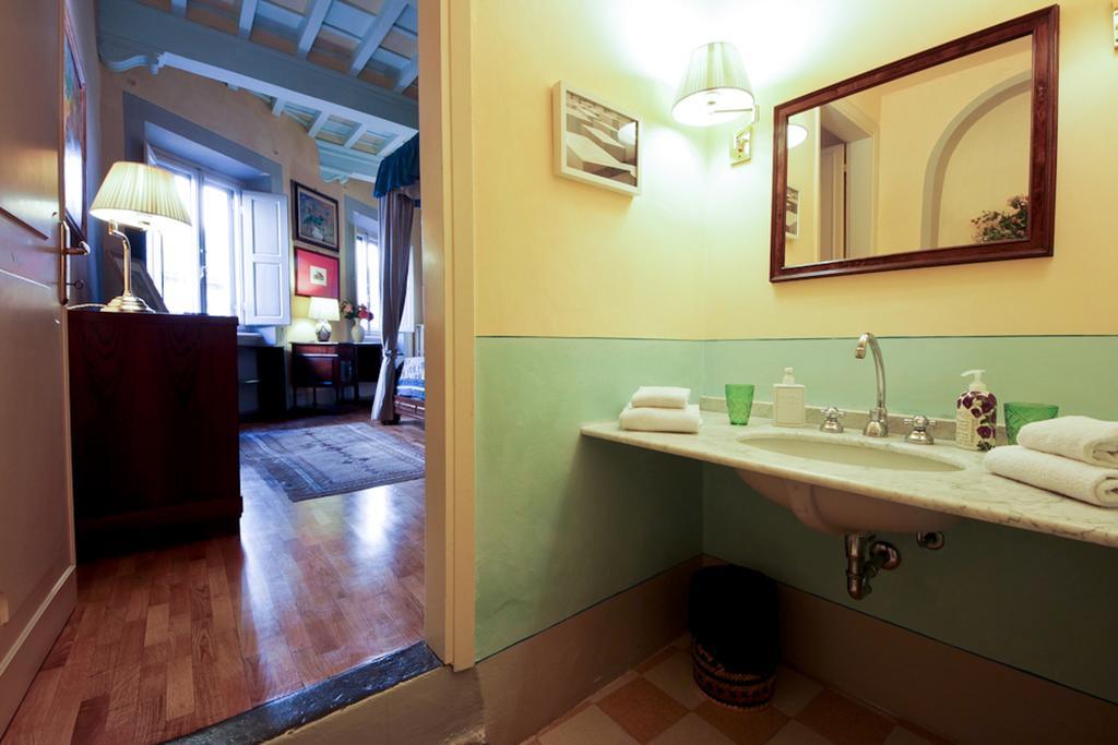 Casa Tornabuoni Apartment Флоренция Стая снимка