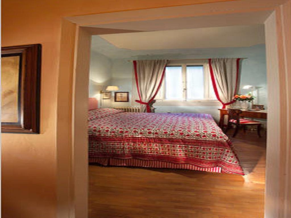 Casa Tornabuoni Apartment Флоренция Стая снимка