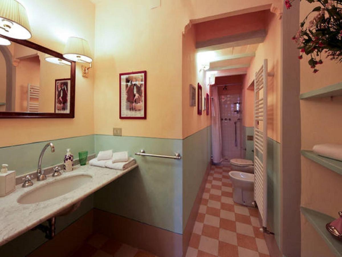 Casa Tornabuoni Apartment Флоренция Стая снимка
