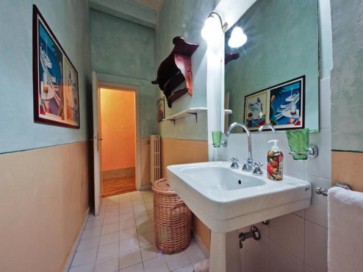 Casa Tornabuoni Apartment Флоренция Стая снимка